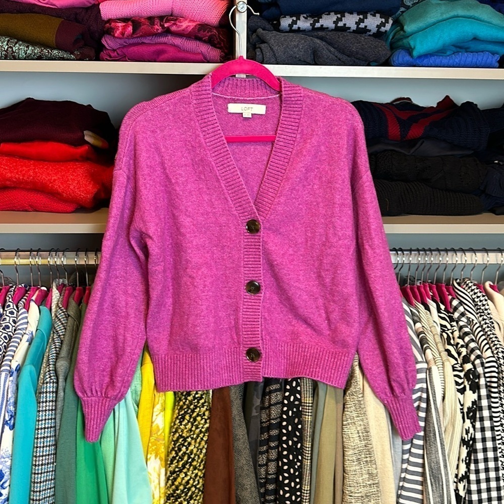 Loft magenta long sleeve v neck cardigan size XS